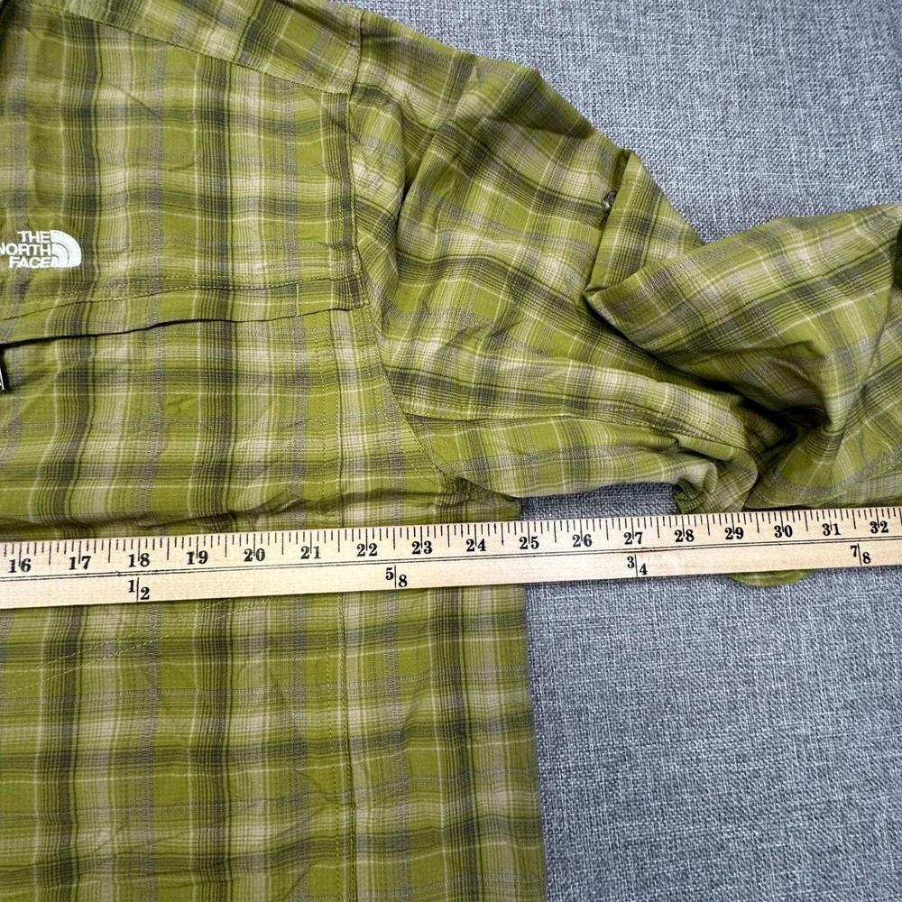 The North Face Shirt Mens XL Green Plaid Vented Nylon Hiking Fishing Long Sleeve